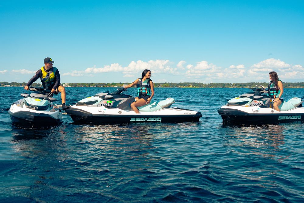 Private Scenic Tour of the Clermont Chain of Lakes