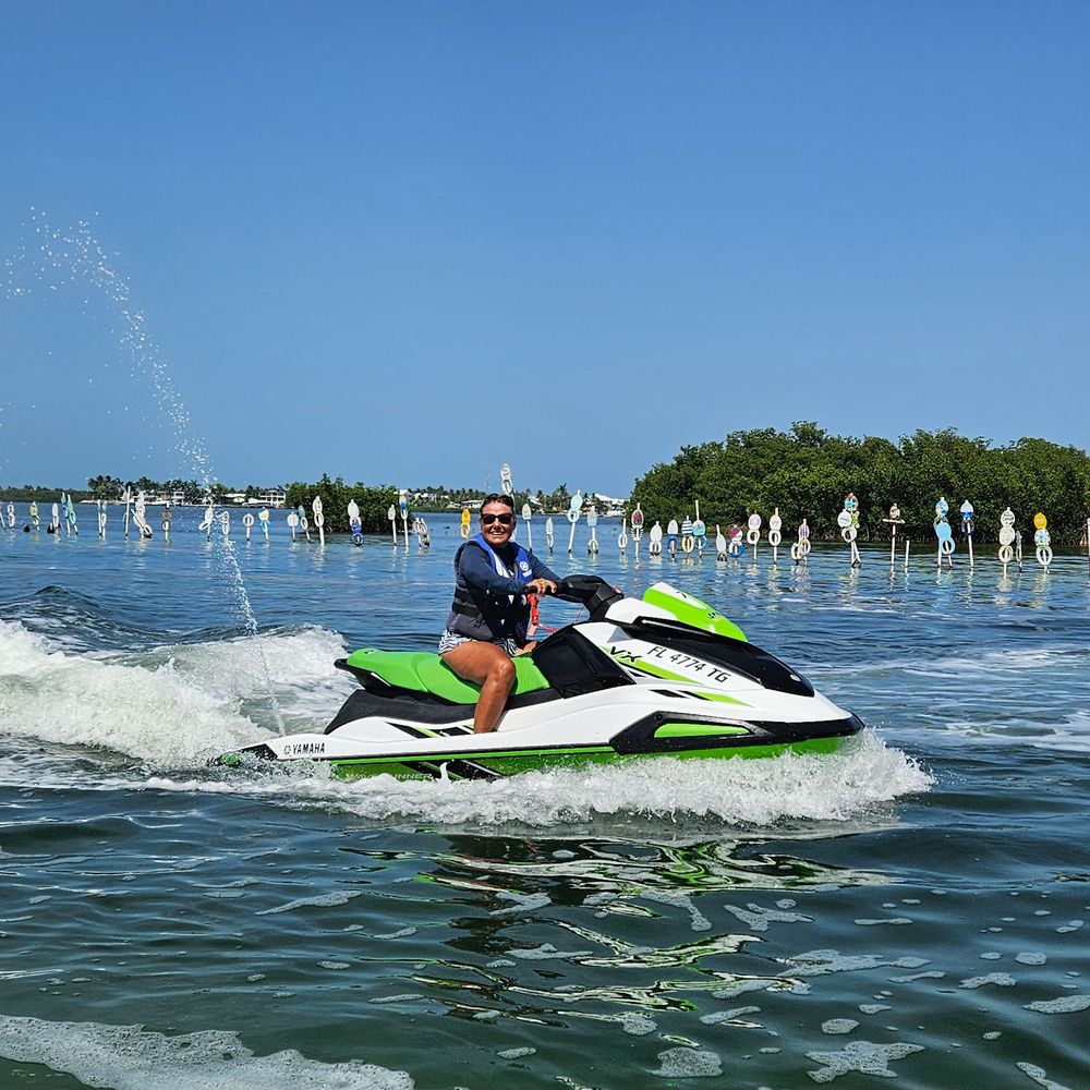 Islamorada Sandbar Experience - Spray Watersports